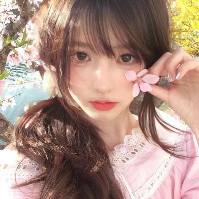 草裙舞女孩